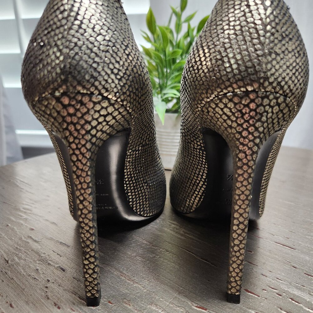 Saint Laurent Gold Metallic Calfskin Paris 105 Escarpin Stiletto Pumps 35.5 5.5 - Picture 2 of 7